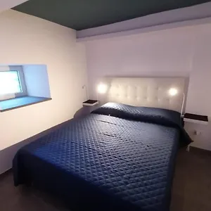 La Casa Di Orlando Aeroporto di Catania Fontana Rossa